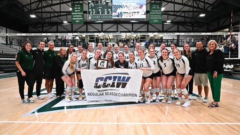 Women’s Volleyball Claims Share of CCIW Regular Season
