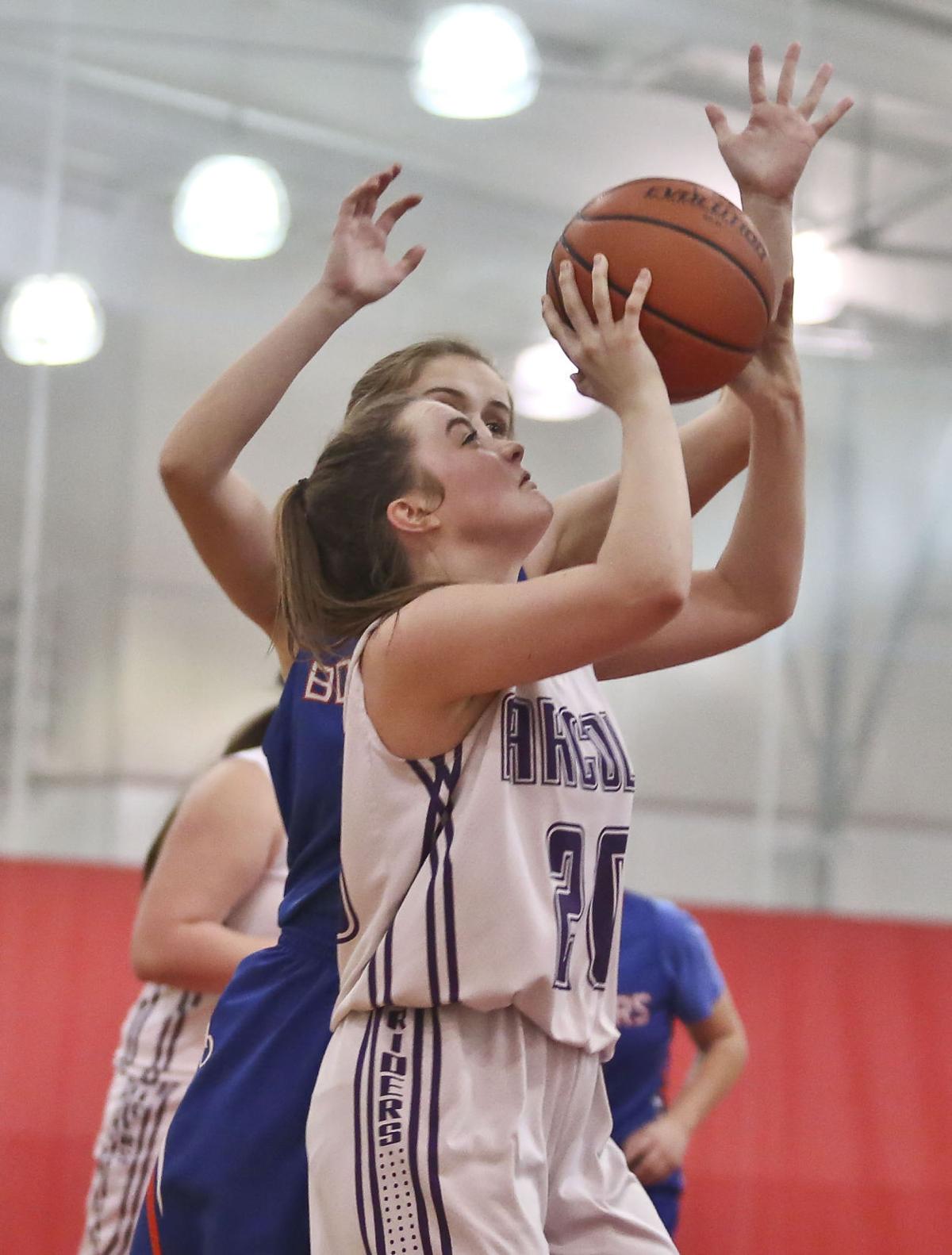 PHOTOS ArgentaOreana High School and Arcola High School Girls Basketball