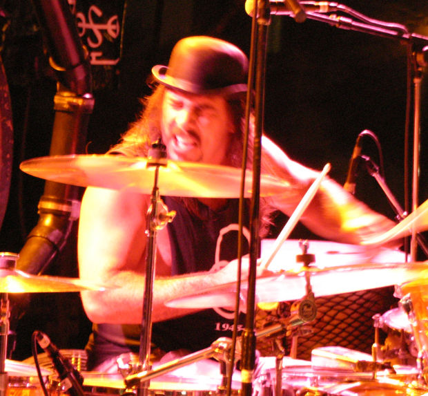 Led Zepplica thrives on replication Local Entertainment herald