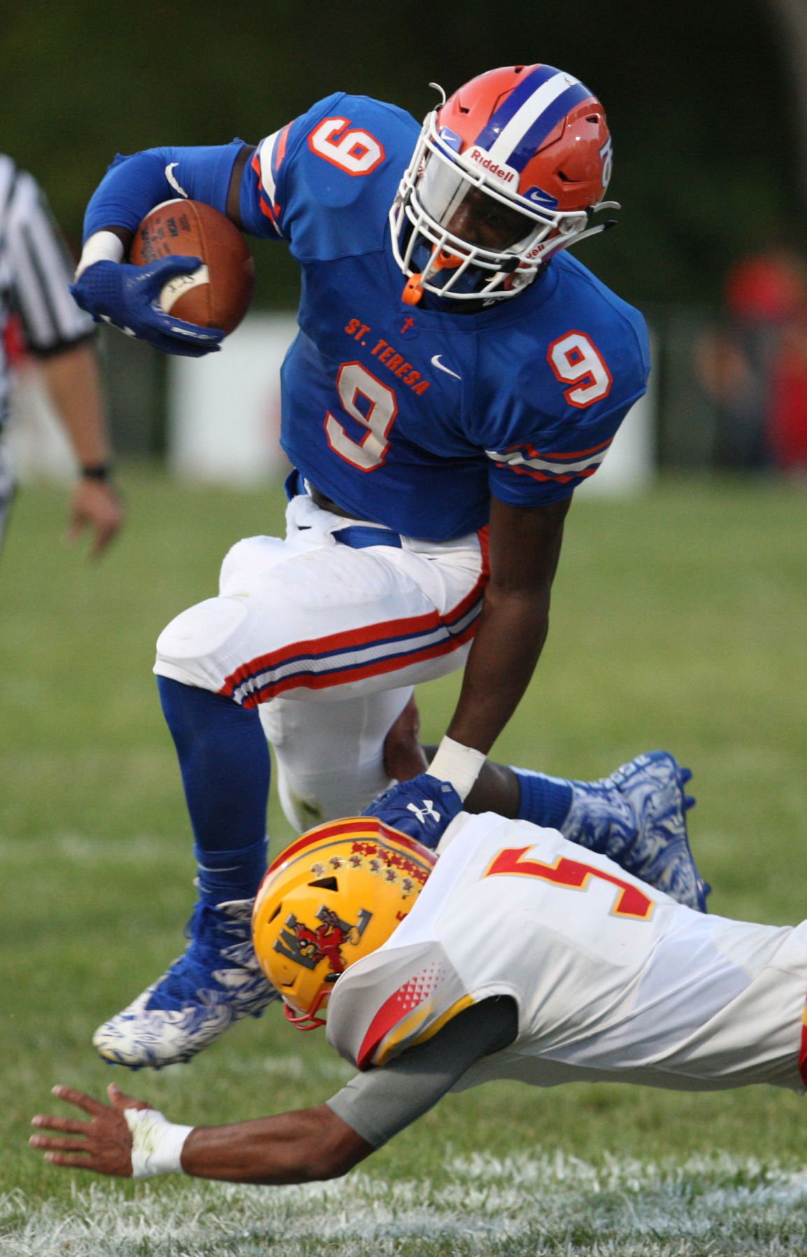 St Teresa vs Warrensburg Latham football 10 9.8.17.jpg