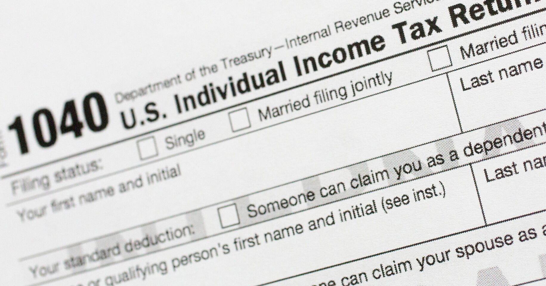A guide to filing your 2022 return: EV credits, shrinking refunds, the end of pandemic tax relief - Vimarsana News