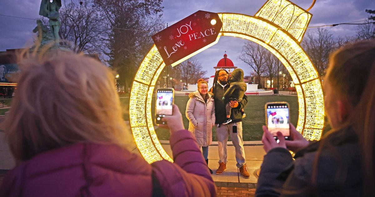 Decatur Central Park adds new holiday ornament to displays