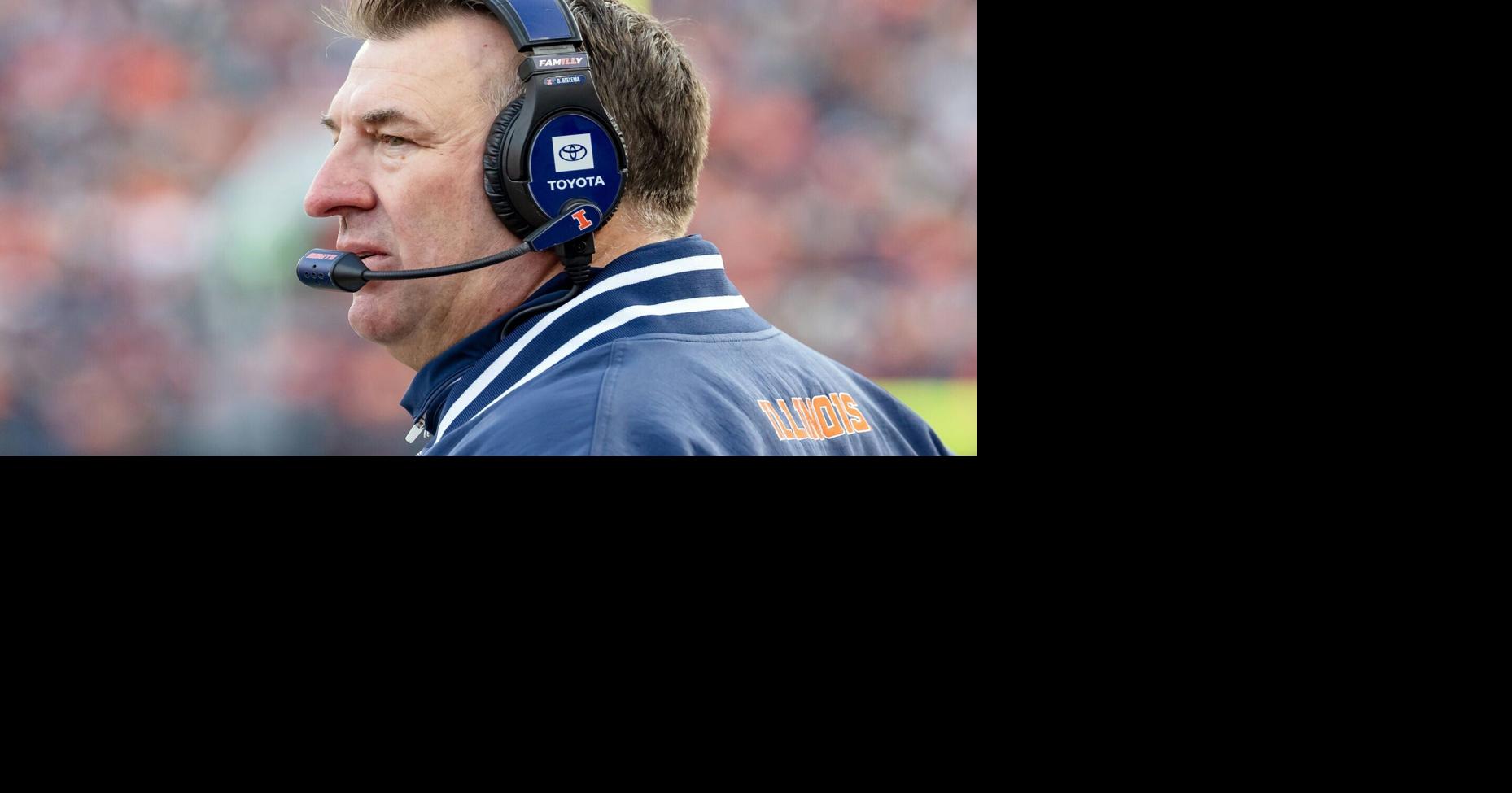Illinois football coach Bielema making connections both past and present