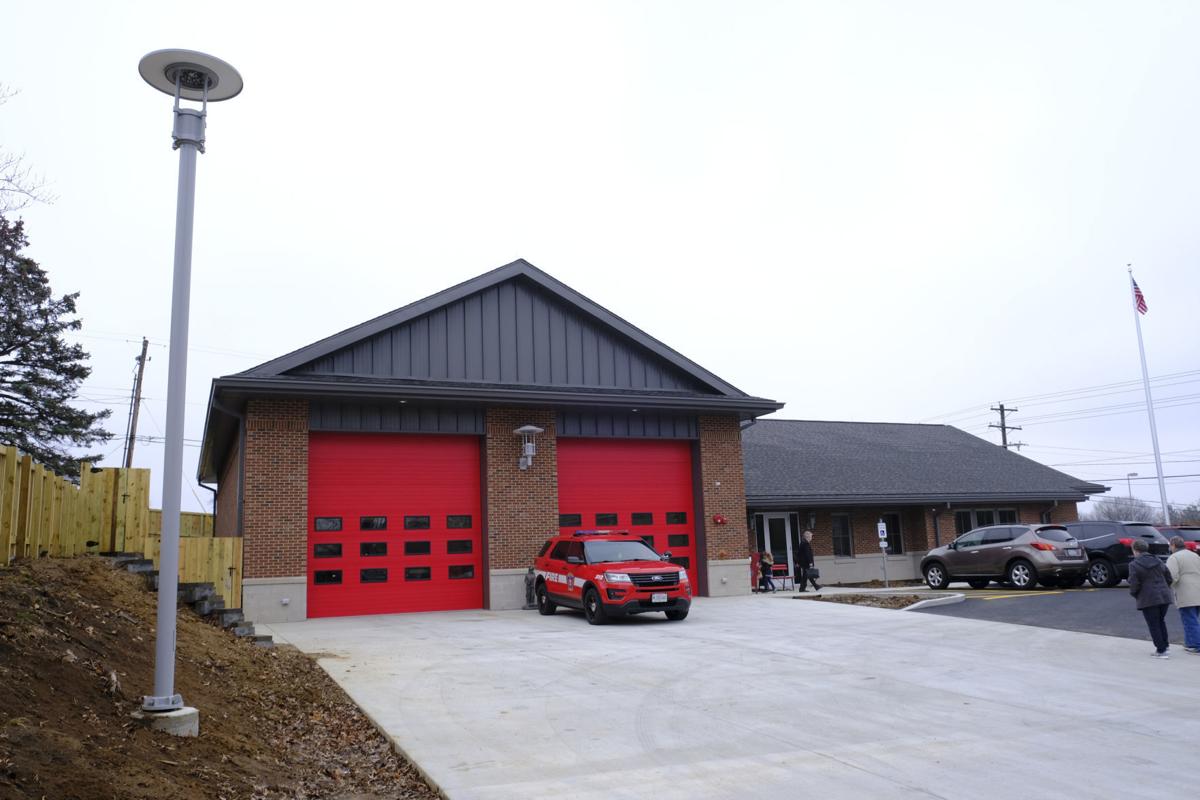 New neighbor Residents turn out to get glimpse of Decatur's new Fire