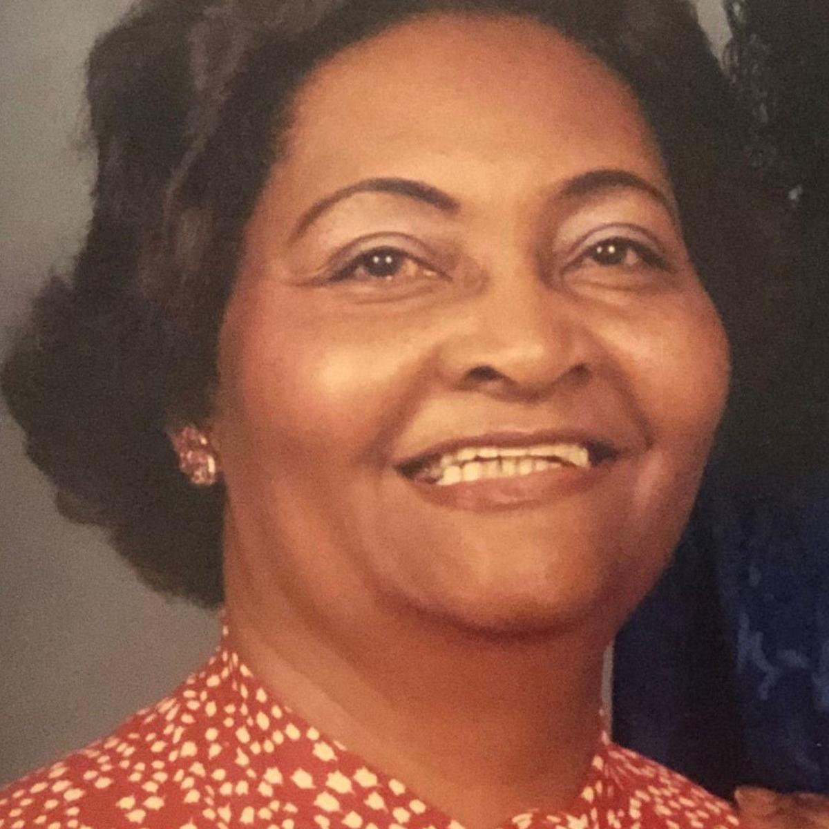 Mollie M Sanders Obituaries Herald Review Com