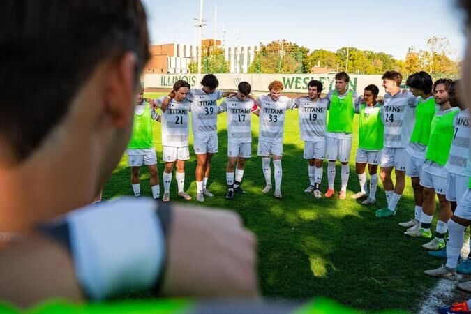 Men’s Soccer Prepares for Season Opener at Illinois College