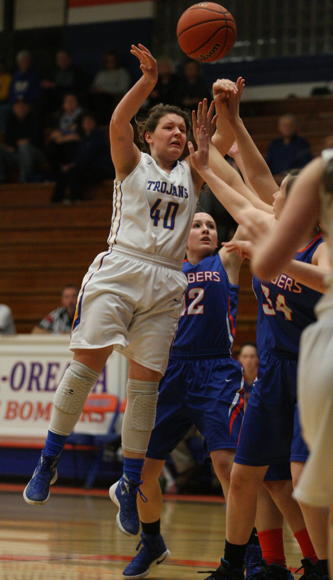 PHOTOS: Maroa-Forsyth Vs. Argenta-Oreana First Round Regional Game ...