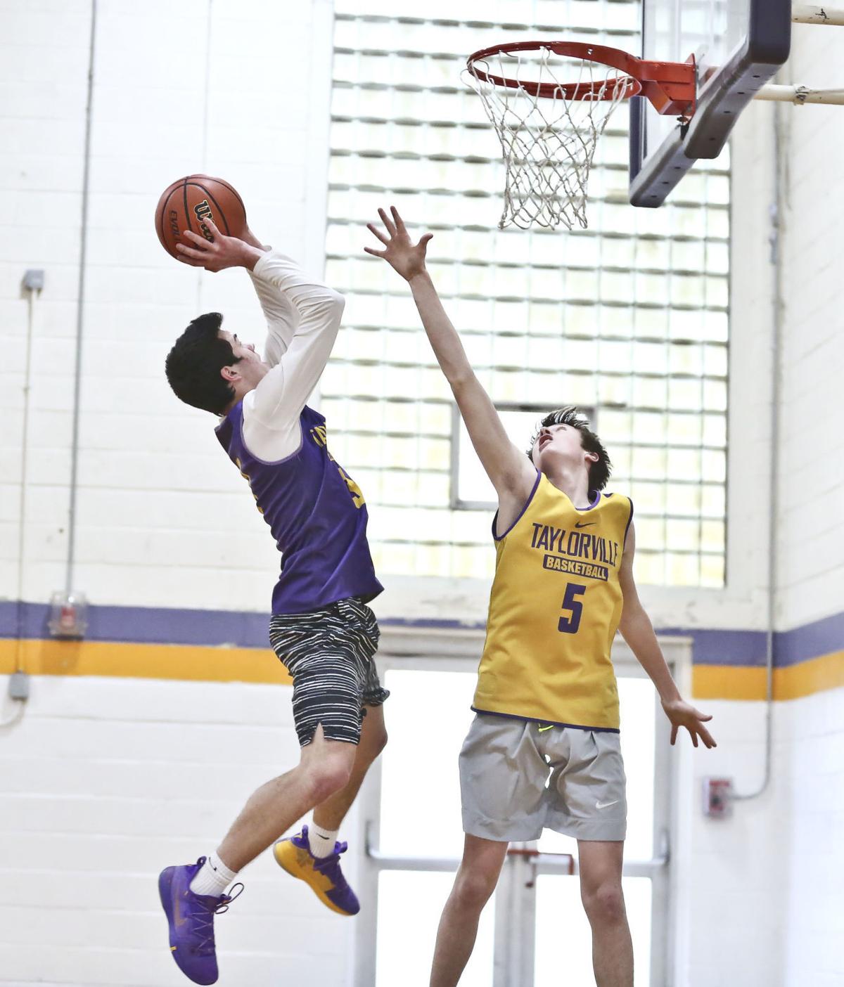 Jase Bergschneider Has Senior Laden Taylorville Basketball