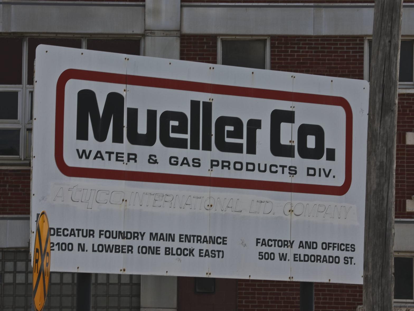 A Great Day In Decatur Mueller To Build New Foundry On North Jasper Street Local Herald Review Com