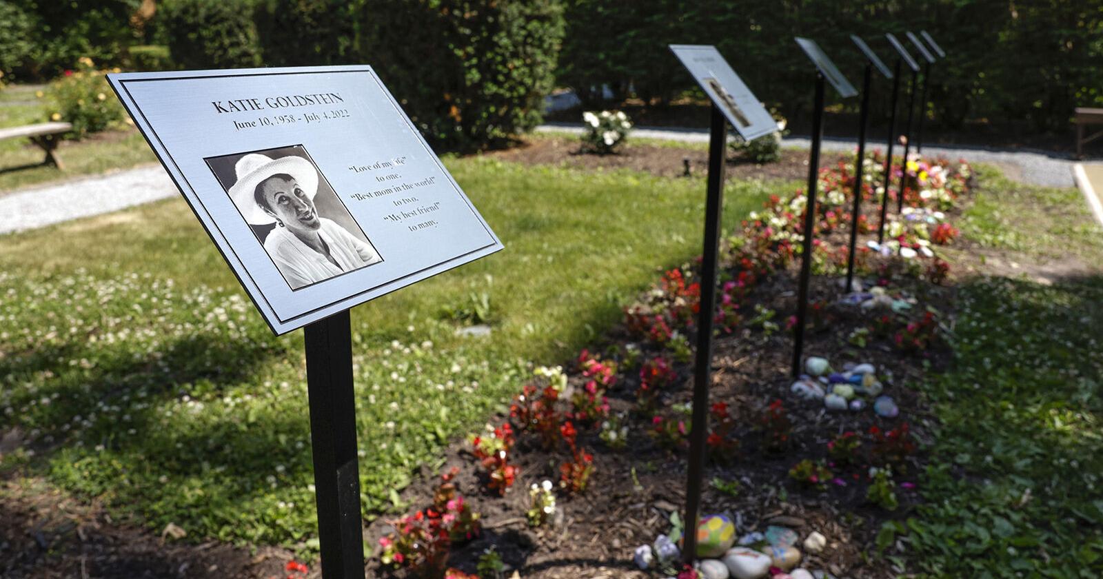 Plans underway for permanent memorial for Illinois parade shooting victims - Vimarsana News
