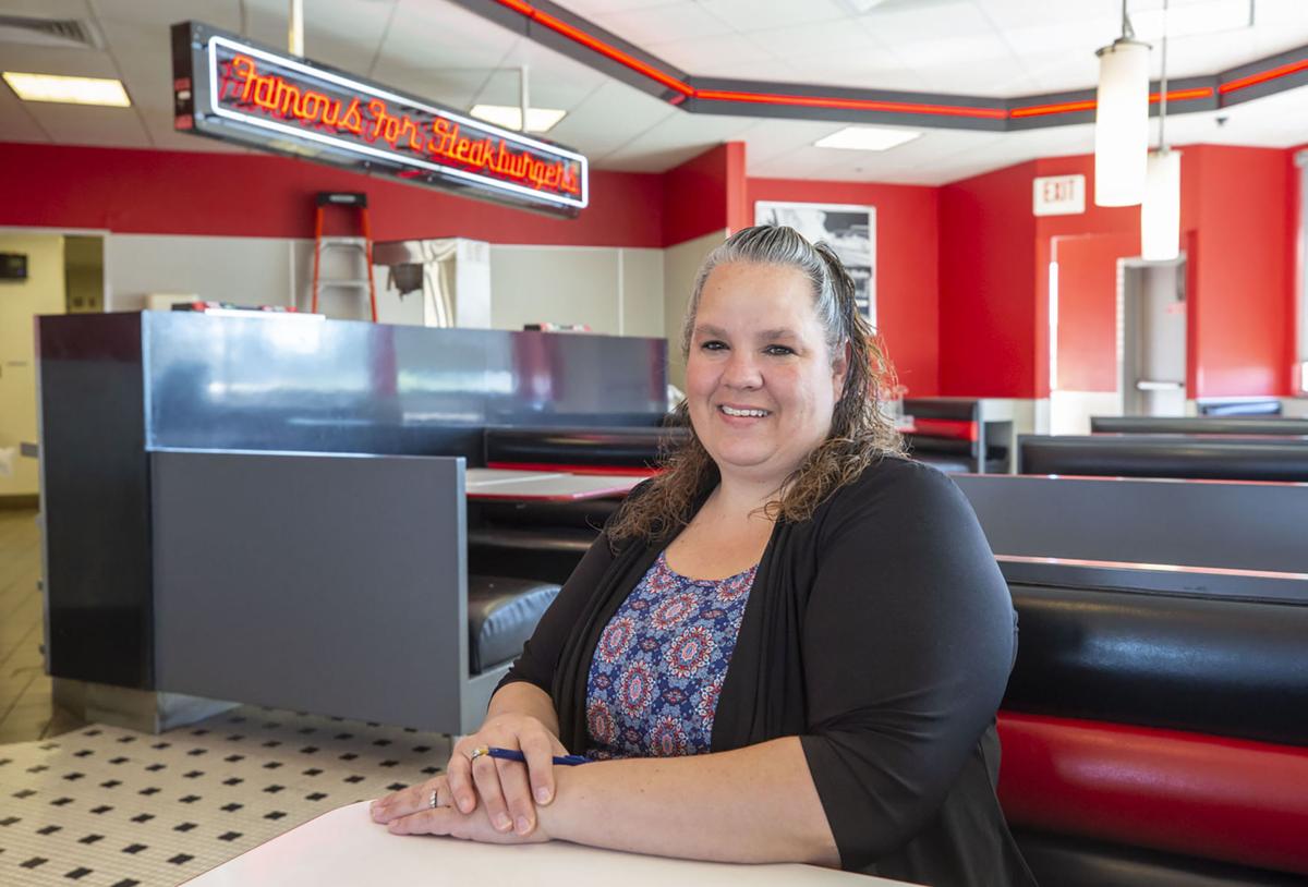 Local Entrepreneur Takes Out Franchise For Pershing Road Steak N Shake Local Herald Review Com