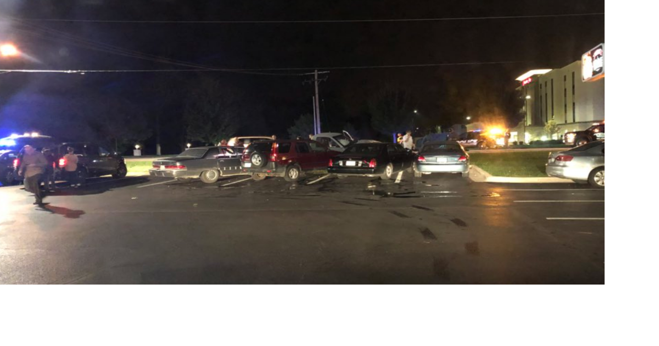 Police investigating vehicle collision near Steak 'n Shake on Mount