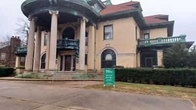 Fixer upper fit for the Great Gatsby