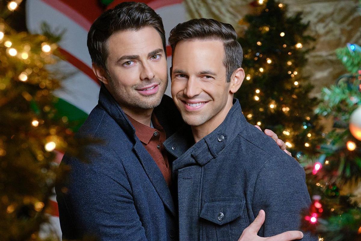 christmas-house-brad-jonathan