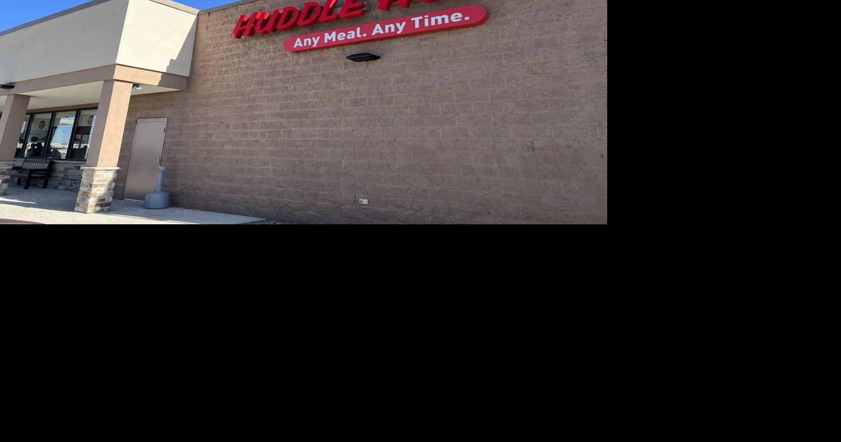 Huddle House reopens in same location, new owners