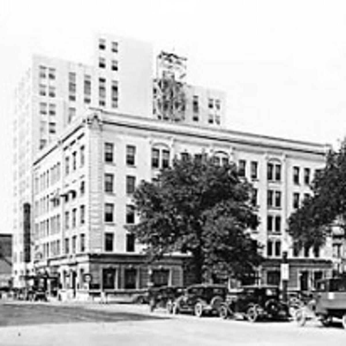 Do you remember Downtown Decatur? Businesses provided all this family needed to survive Do you remember Downtown Decatur? Businesses provided all this family needed to survive