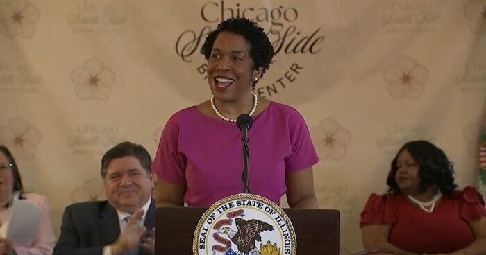 New birth center to open in Chicago as Pritzker touts proposed maternal health spending - Vimarsana News