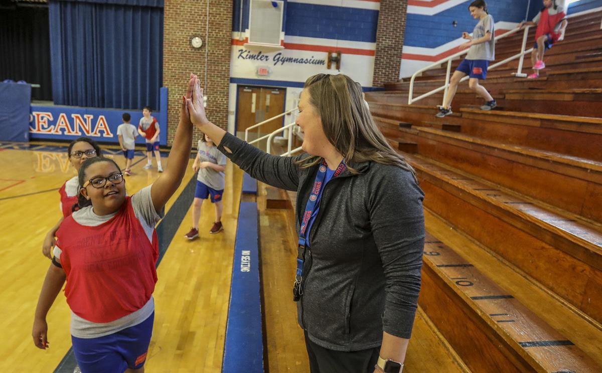 Heart monitors help ArgentaOreana students track their own fitness