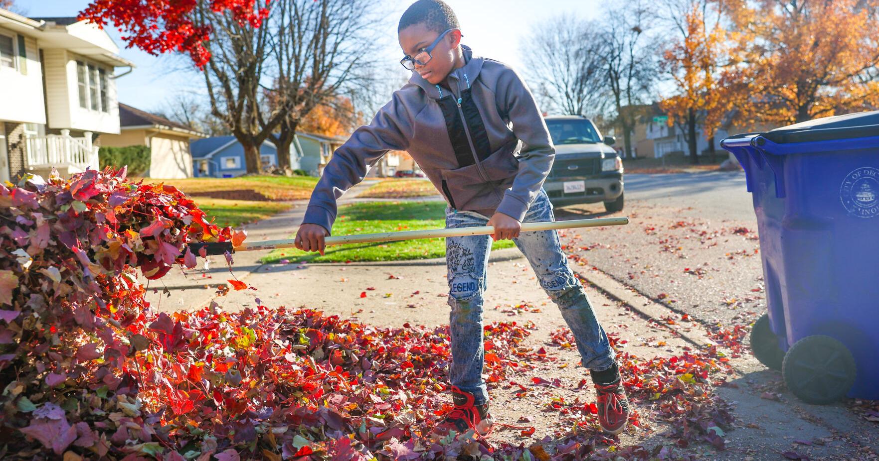 Council approves garbage rate hike to cover universal, year-round yard waste pickup - Vimarsana News
