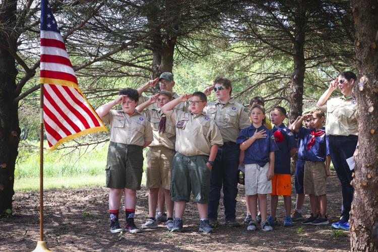 070723-dec-loc-scoutstatue_02.JPG