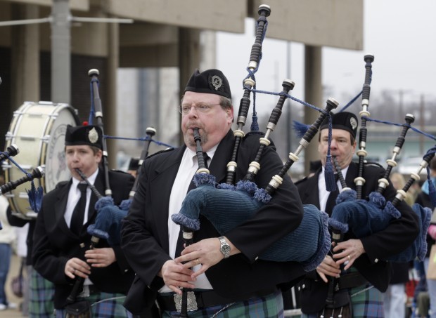 St. Patrick's Day Parade celebrates wearin' o' the green in downtown ...