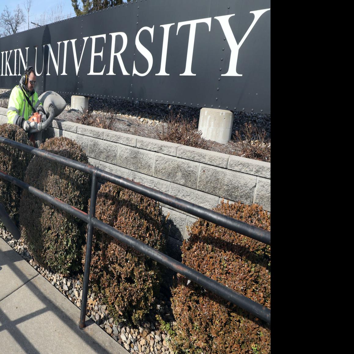 Millikin University Sees 5 3 Rise In Spring Enrollment Education Herald Review Com
