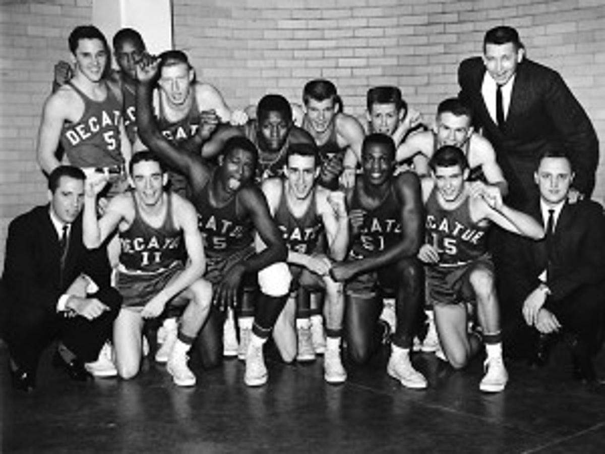 1962 Basketball State Titlists Volunteers Being Honored