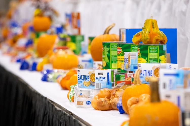 112123-dec-loc-candecor-01.JPG