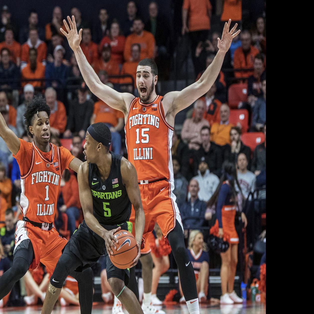 Illini Hoops Notebook Trio Of Guards Hounded Cassius Winston Illini Herald Review Com