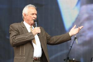 Veteran country star Mel Tillis, 85, dies