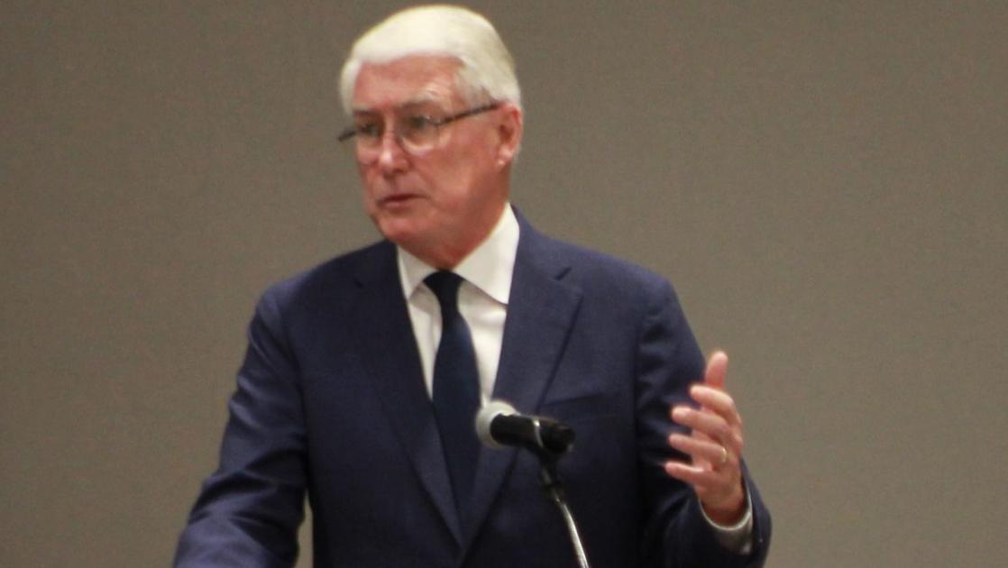 Former Gov. Jim Edgar calls for civility in Illinois politics during Decatur appearance | Government and Politics | herald-review.com