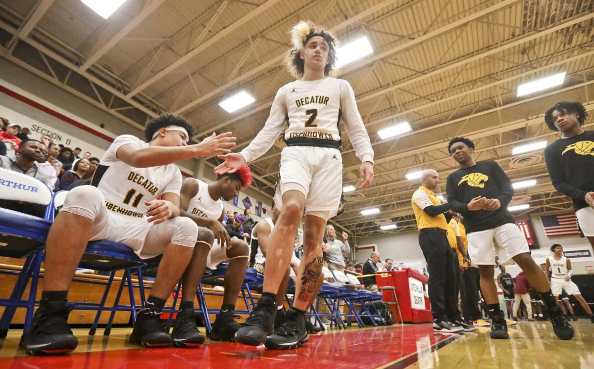 Eisenhower S Cam Rowe Brings Senior Leadership To Young Panthers