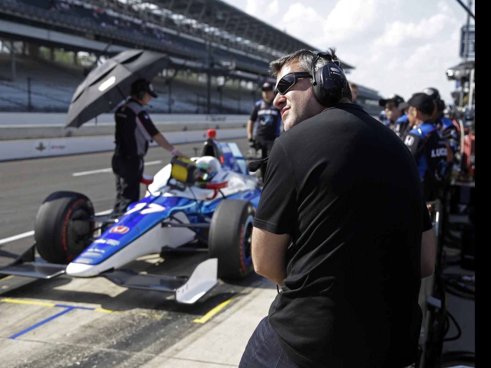 Tony Stewart Roars Into Central Illinois Local Sports Herald
