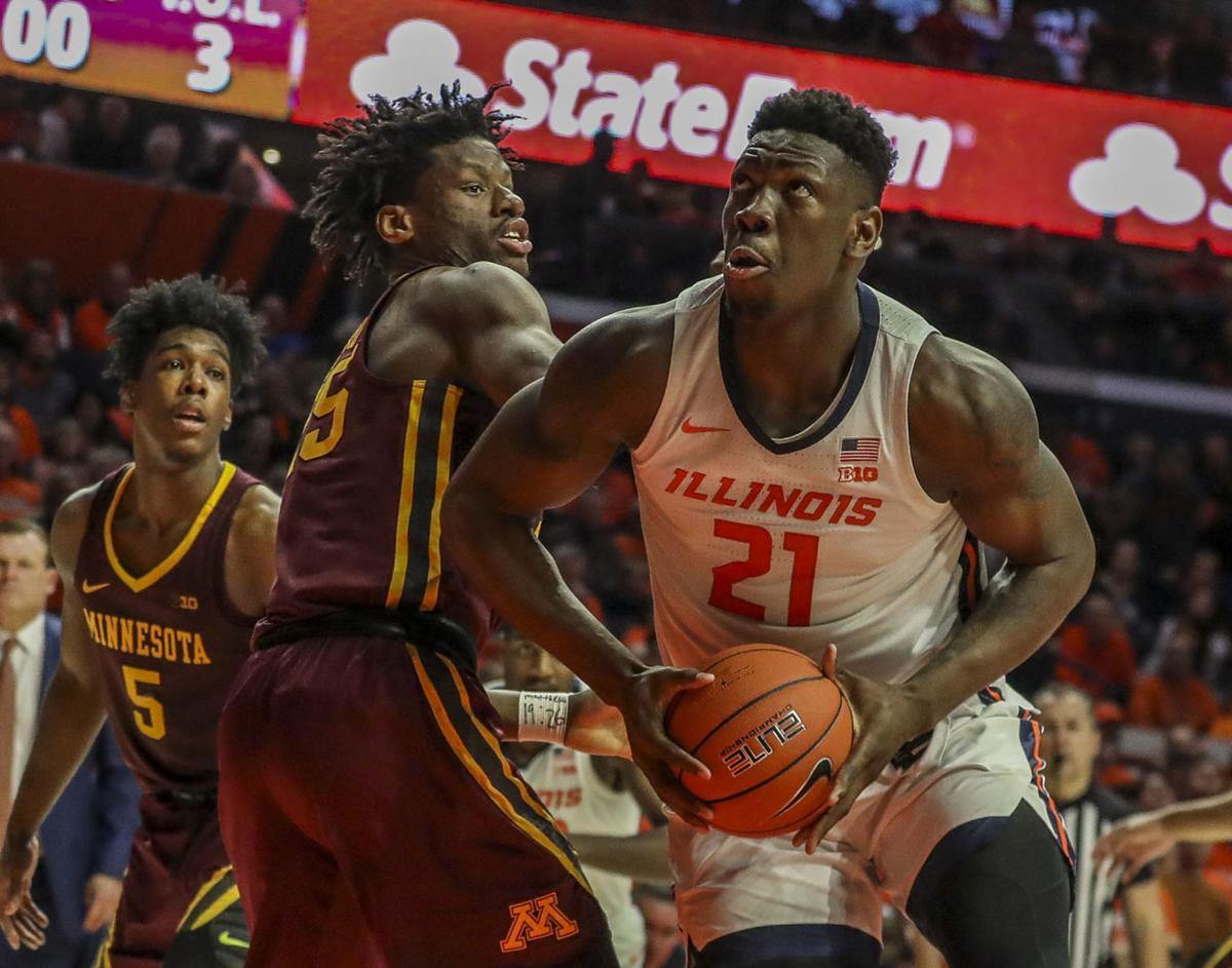 No 19 Illinois Basketball Holds Off Minnesota For 7th Straight