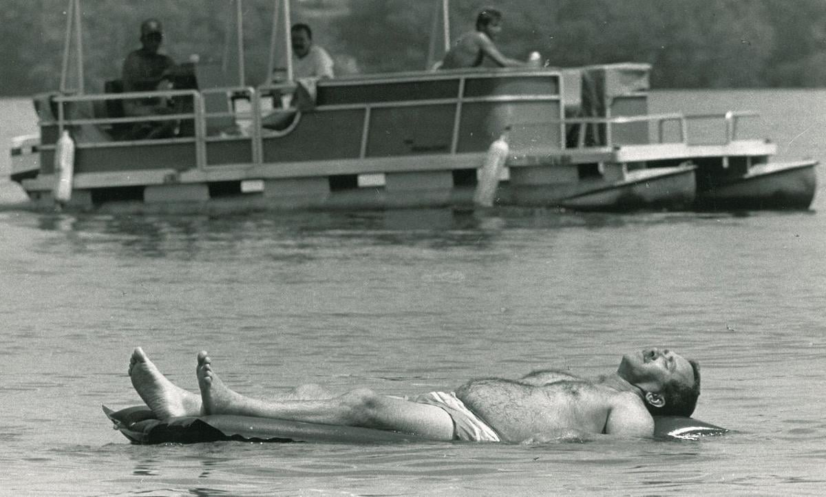 History photos: Fun on Lake Decatur, image size:1200x722