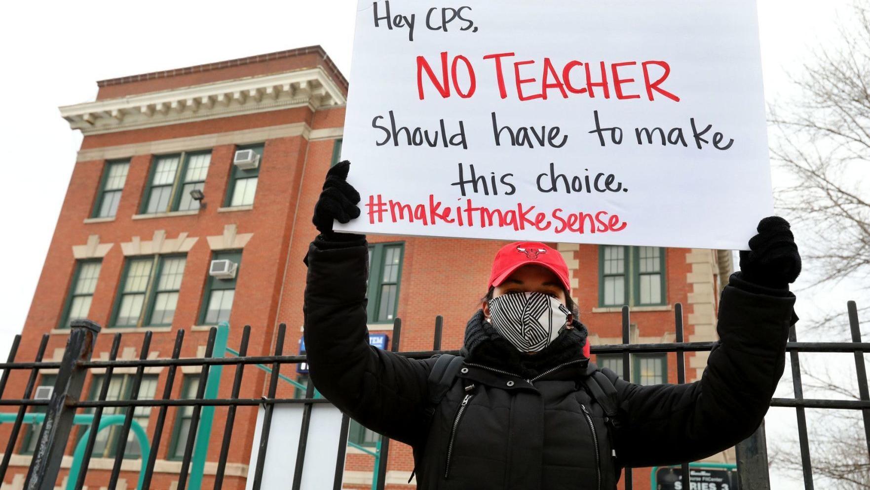Mayor Lori Lightfoot blames Chicago Teachers Union for lack of CPS reopening deal - Vimarsana News