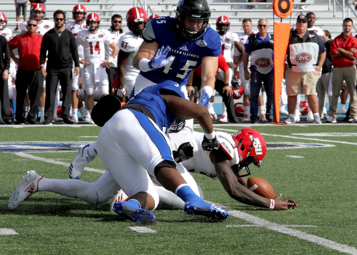 Eiu Football Ready To Show Off New Offense College Sports
