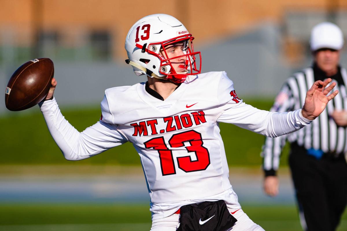 Mount Zion Plays Joliet Catholic Tough But Falls In Class 5a Second Round High School Football Herald Review Com