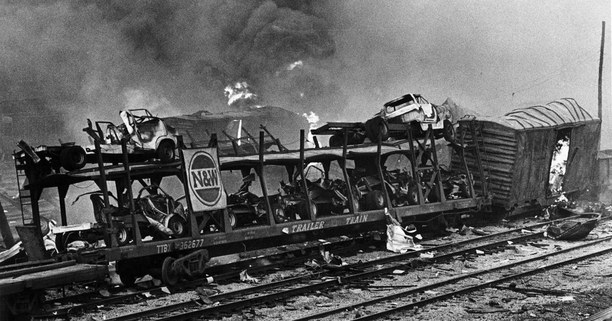 Decatur's Norfolk & Western explosion