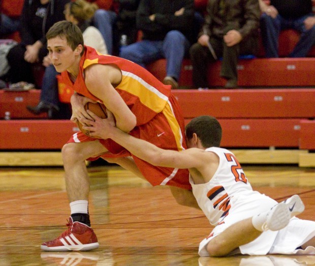 Cerro Gordo takes down defending champs