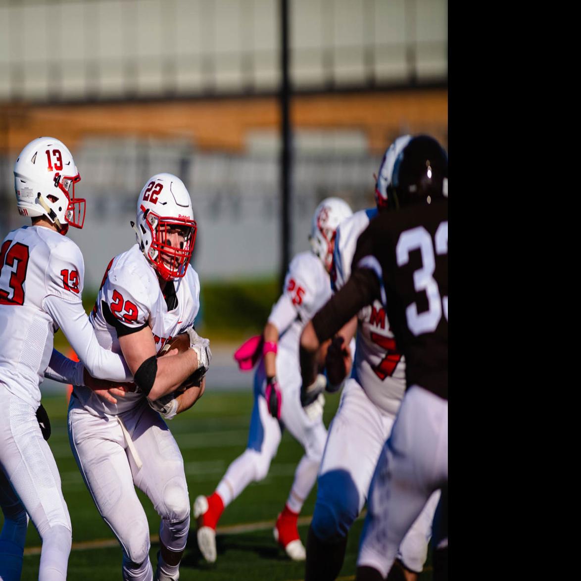 Mount Zion Plays Joliet Catholic Tough But Falls In Class 5a Second Round High School Football Herald Review Com