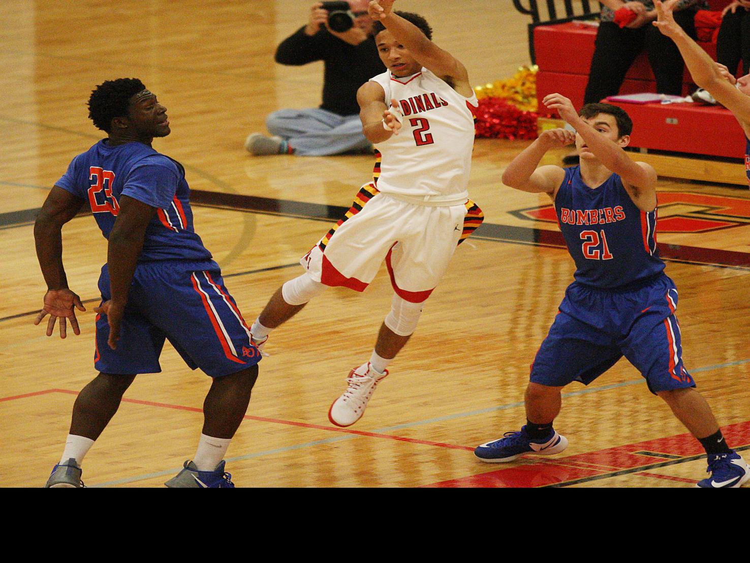 Mount Pulaski Maroa Find Beat At St T High School Basketball