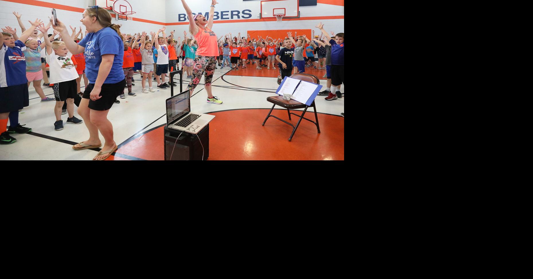 PHOTOS ArgentaOreana Elementary students celebrate last day of school