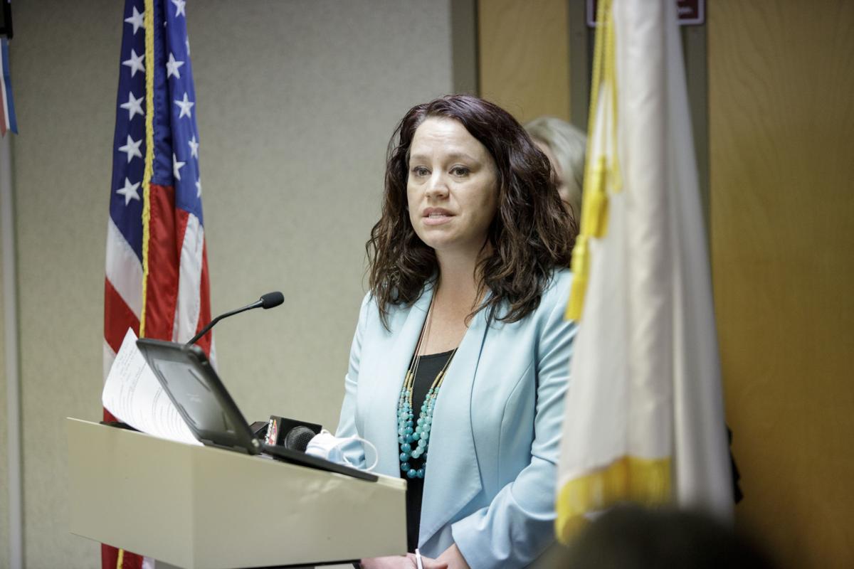 Macon County More Covid 19 Cases Expected 15 People Affected At Decatur Senior Facility Local Herald Review Com