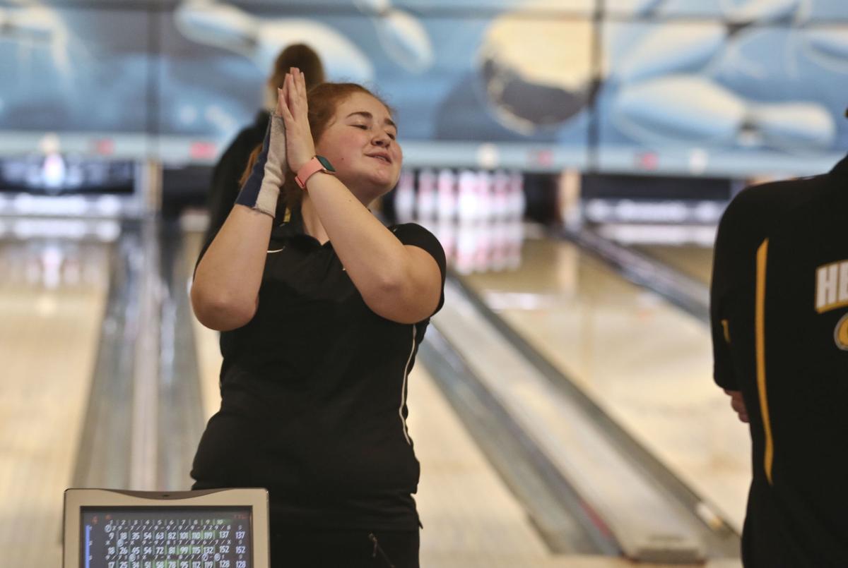 Bowling In Decatur Rolls Along Despite Loss Of Bowlers Alleys Sports Herald Review Com