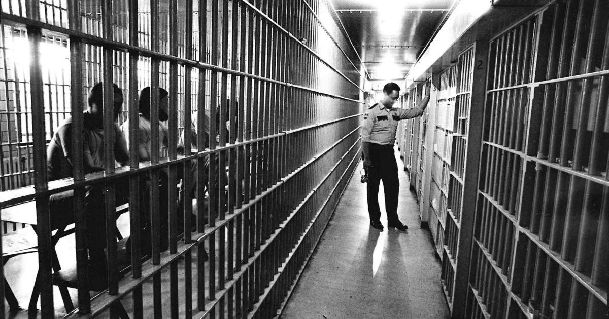 23 photos from inside the Macon County Jail through the years