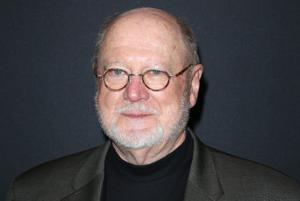 'M*A*S*H' actor Stiers dies at 75