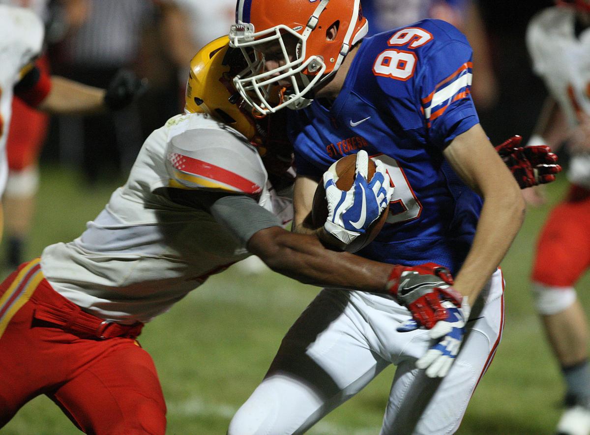 St Teresa vs Warrensburg Latham football 16 9.8.17.jpg