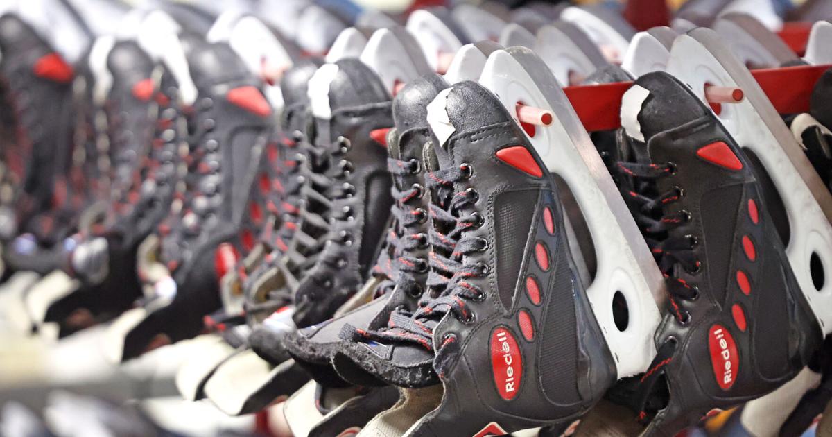 071526-dec-loc-skating_04.JPG