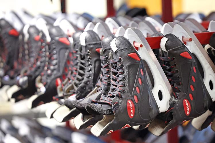 071526-dec-loc-skating_04.JPG